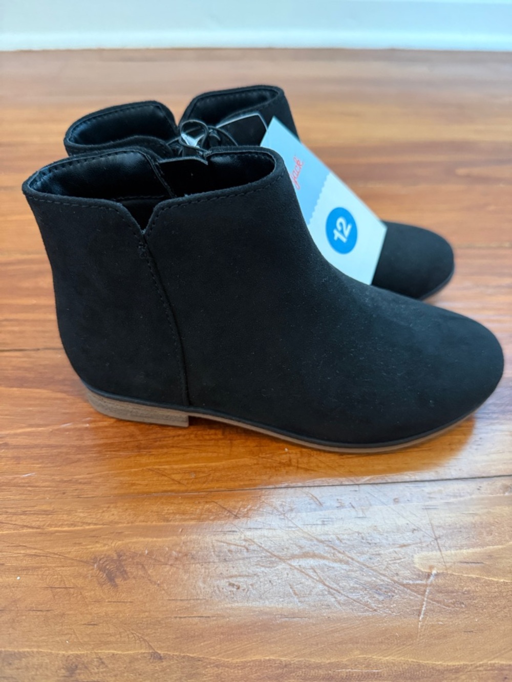 Cat & Jack Black Girls Ankle Booties